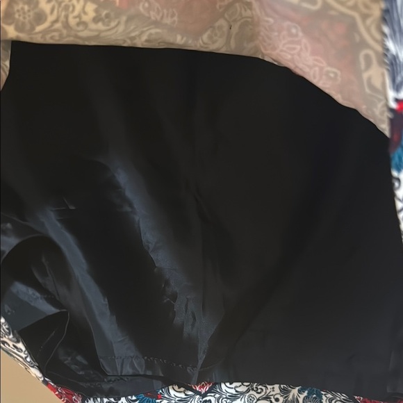 NWT Express Floral Paisley Blue & Red A line Skirt size 10! - Picture 8 of 8